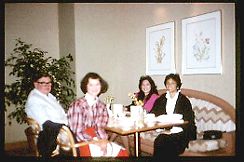 Left: Mr Hancock and in the background Rose Lang. To the right: The child kidnapper Maria Loures Acevedo. Sydney May 1987.
